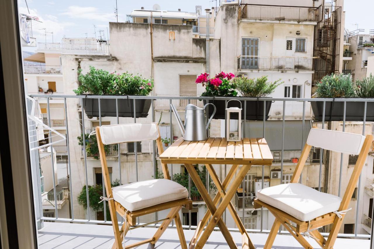 Minimal Apartment On The Shadow Of The Acropolis Atény Exteriér fotografie